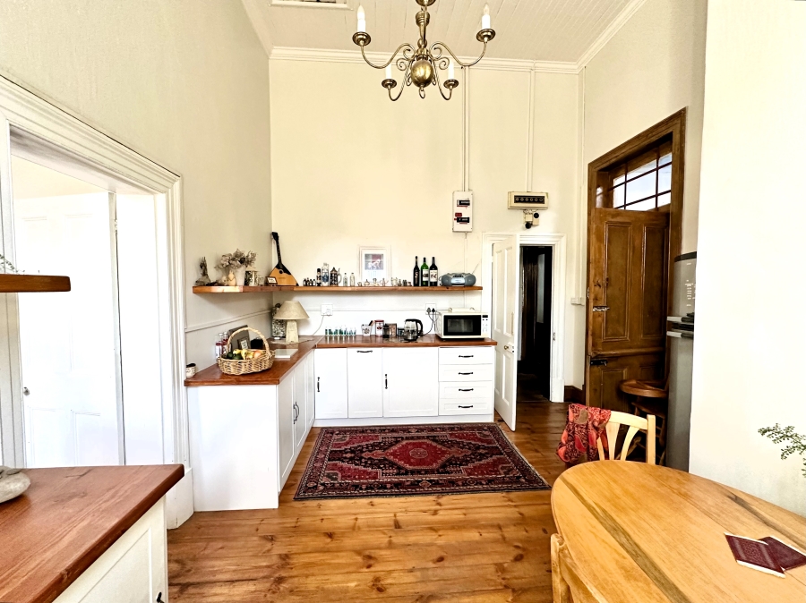 4 Bedroom Property for Sale in Bergzicht Western Cape